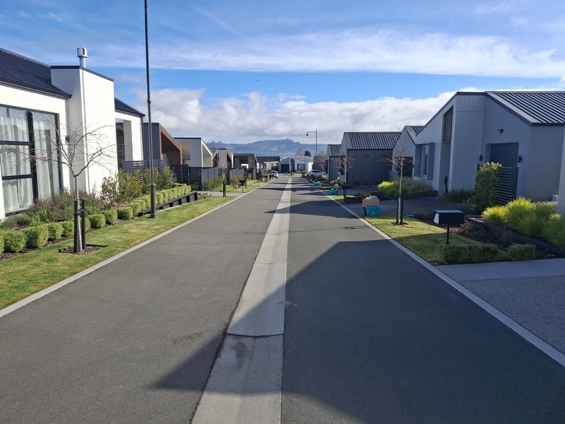 Lakecrest Lifestyle Village
